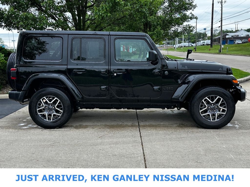 2025 Jeep Wrangler Sahara