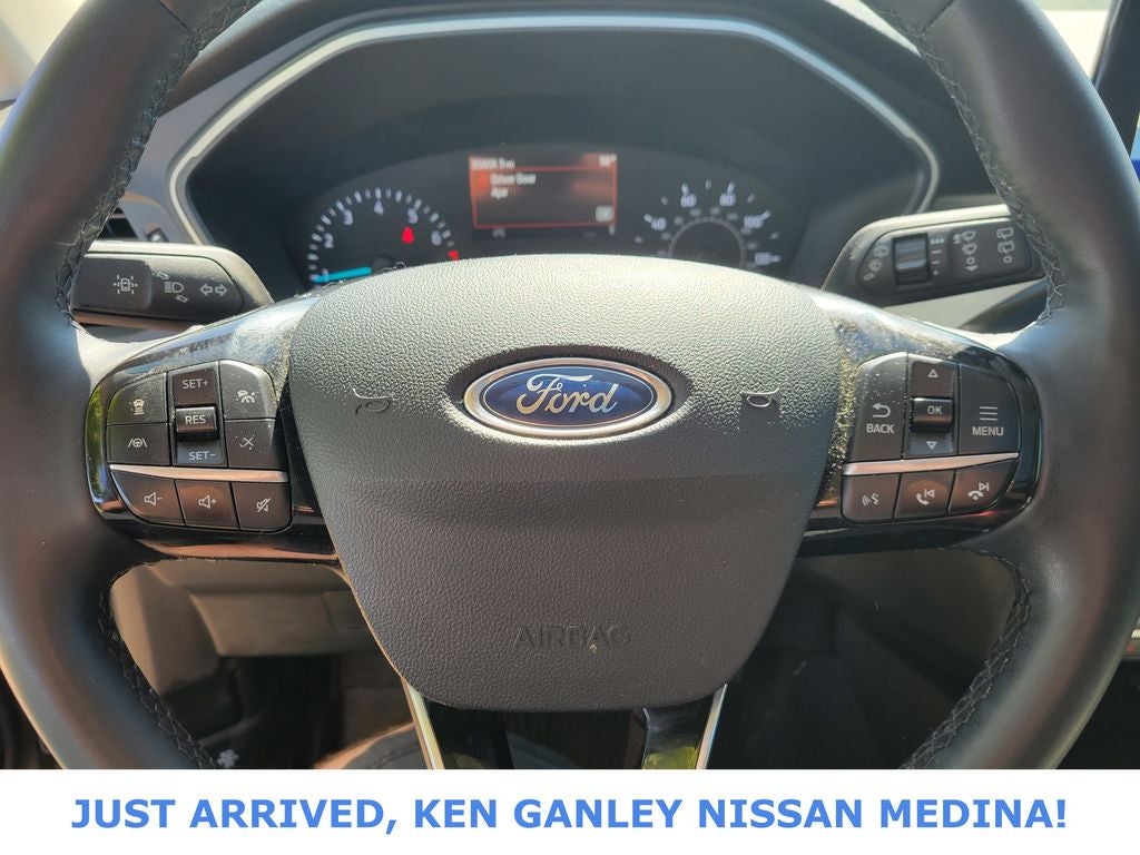 2022 Ford Escape SE