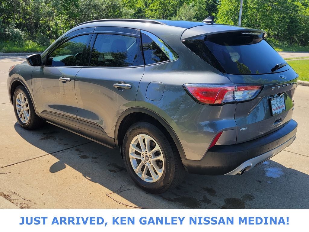 2022 Ford Escape SE