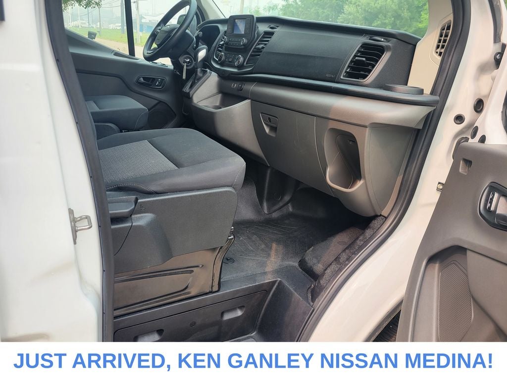 2025 Ford Transit-250 Base