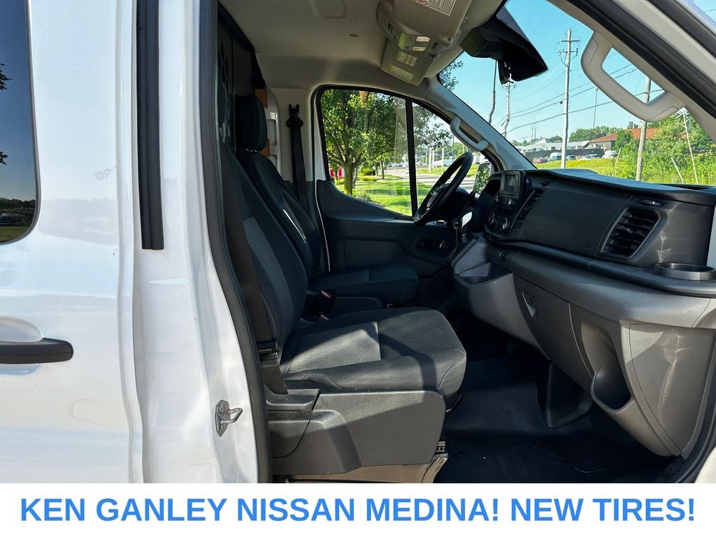 2025 Ford Transit-250 Base