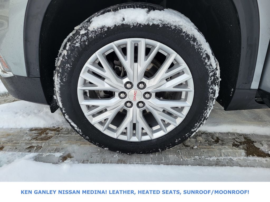 2024 GMC Acadia Elevation