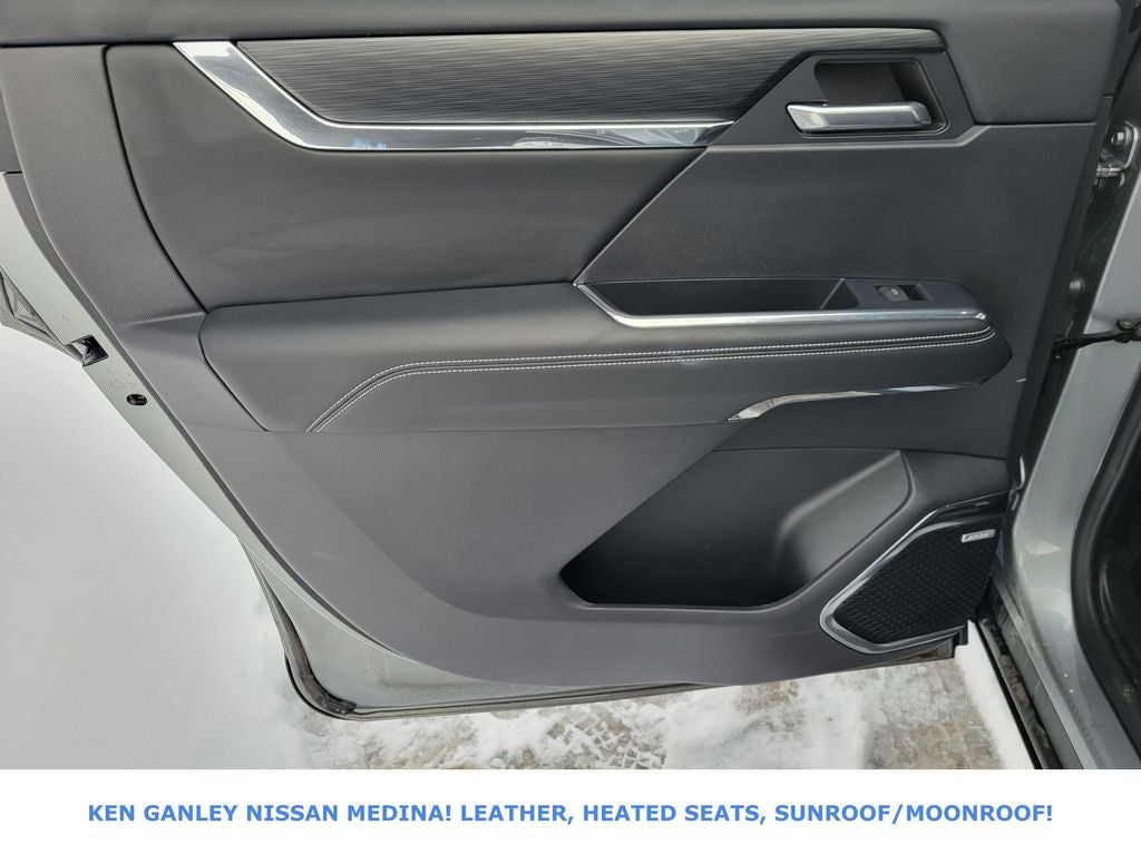 2024 GMC Acadia Elevation