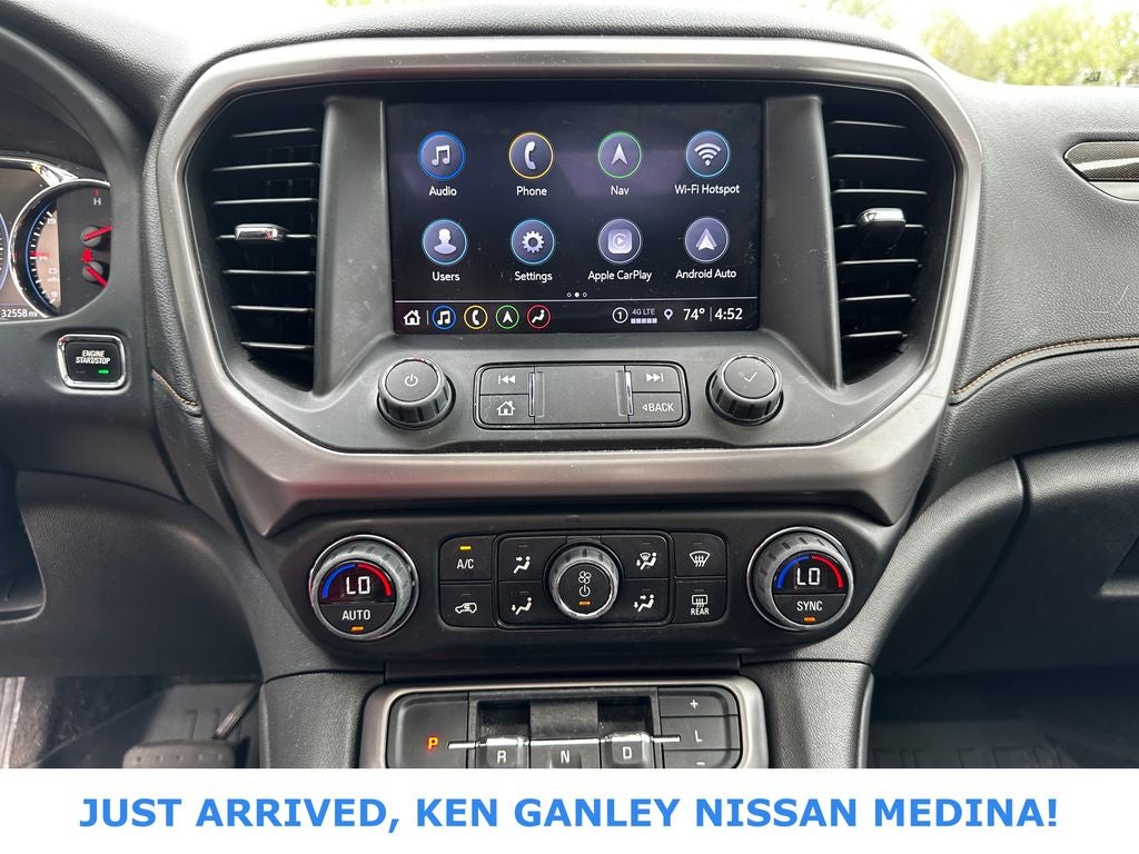 2023 GMC Acadia AT4