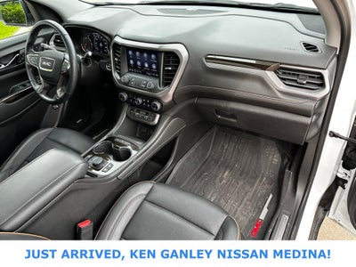 2023 GMC Acadia AT4