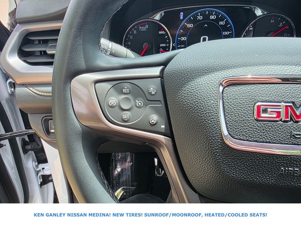 2023 GMC Acadia AT4