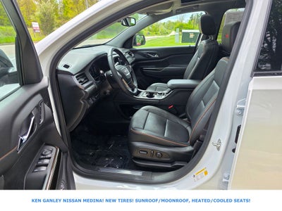 2023 GMC Acadia AT4