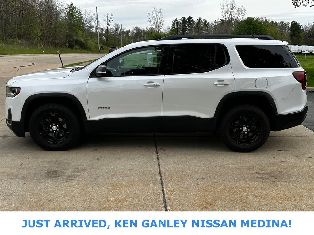 2023 GMC Acadia AT4