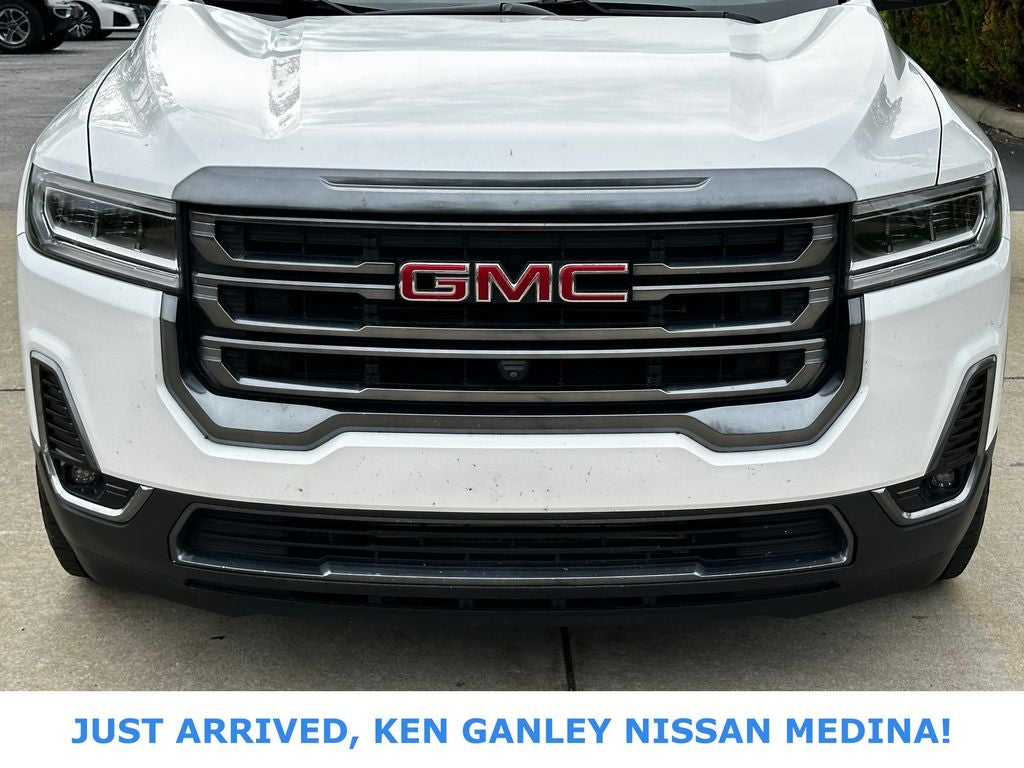 2023 GMC Acadia AT4