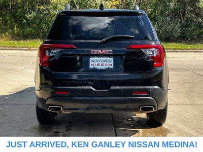 2023 GMC Acadia SLT