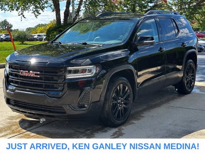 2023 GMC Acadia SLT