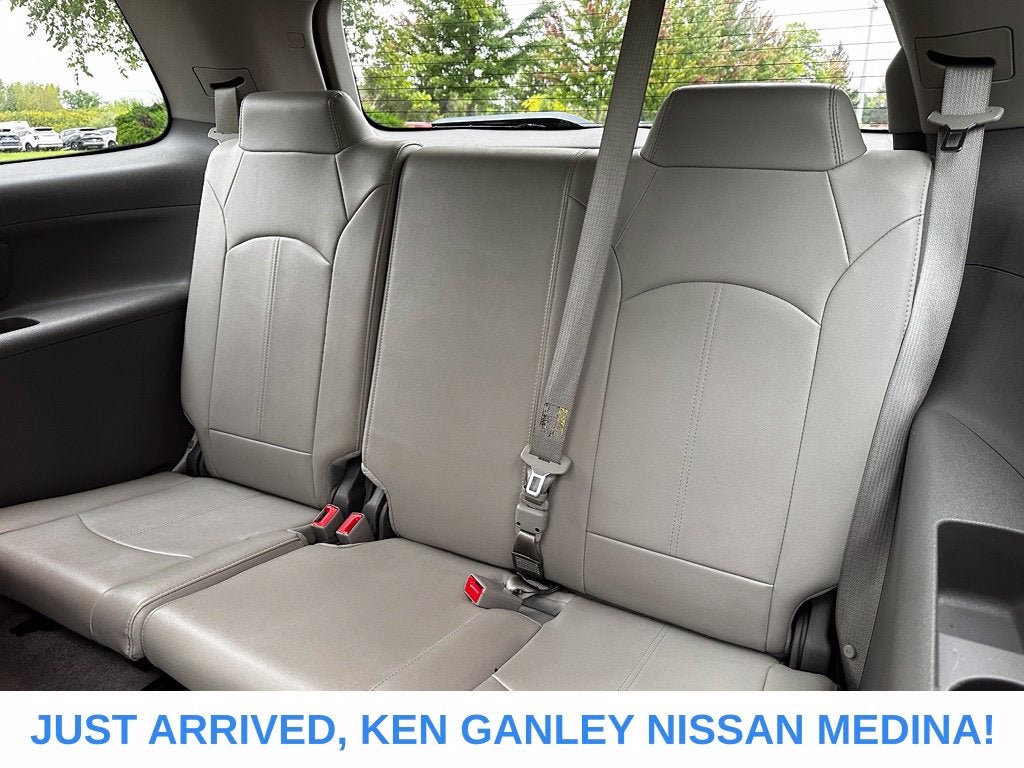 2016 GMC Acadia SLT-1