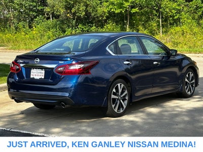 2017 Nissan Altima 2.5 SR