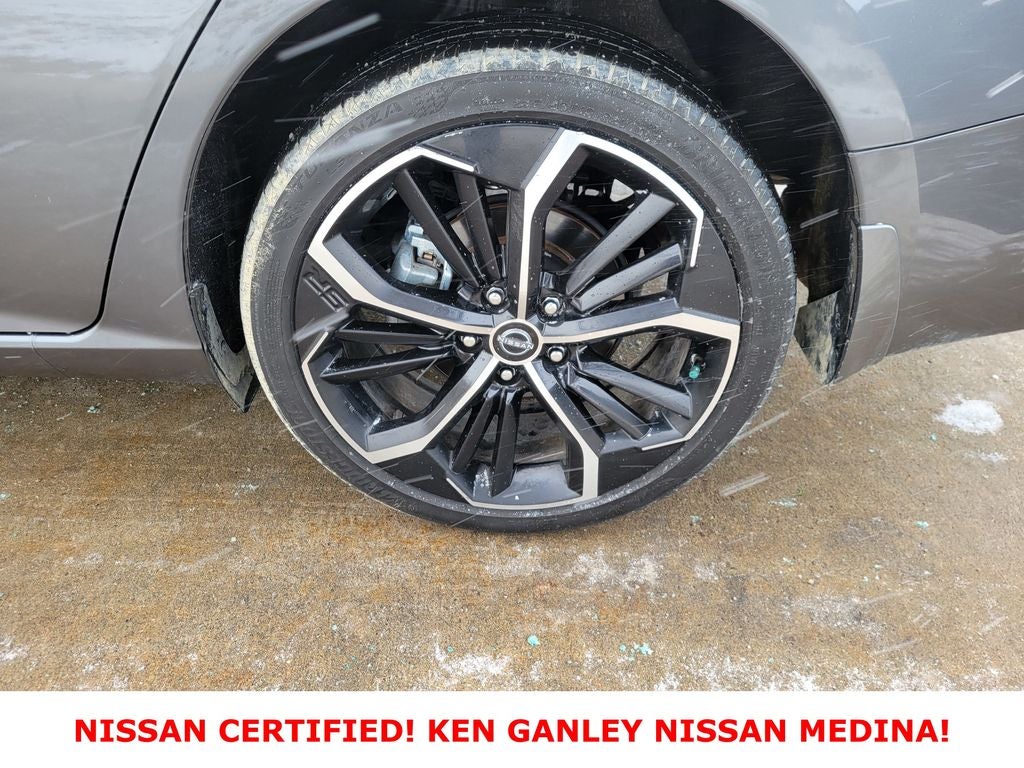 2023 Nissan Altima SR