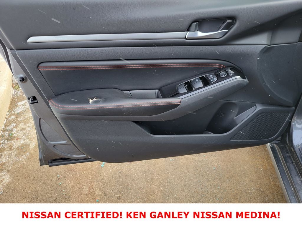 2023 Nissan Altima SR