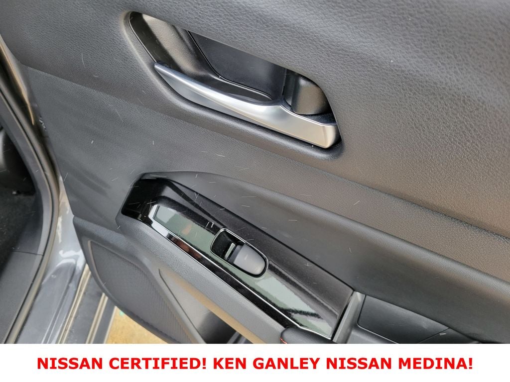 2023 Nissan Altima SR