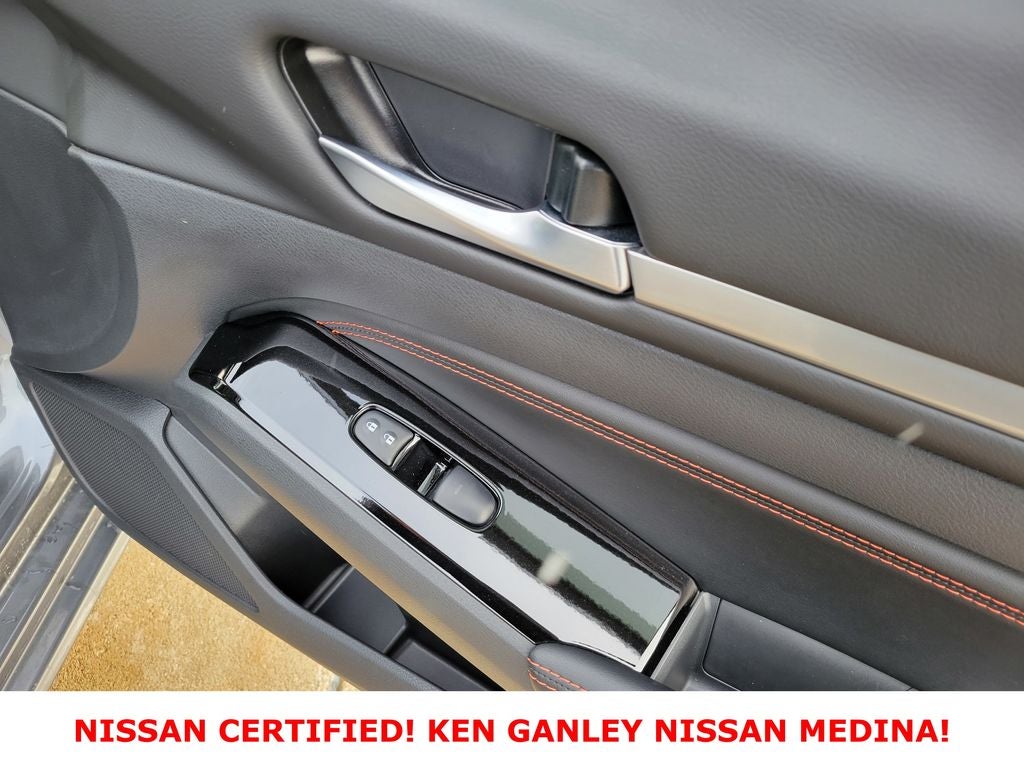 2023 Nissan Altima SR