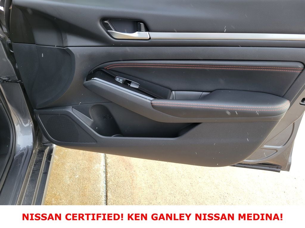 2023 Nissan Altima SR