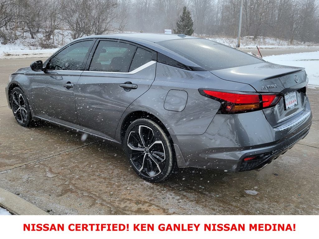 2023 Nissan Altima SR
