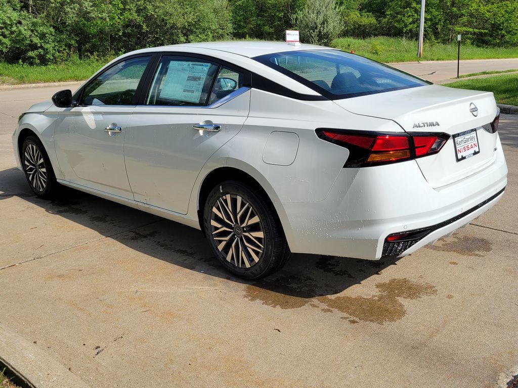 2026 Nissan Altima SV