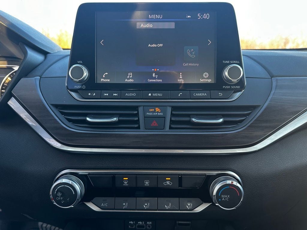 2025 Nissan Altima SV