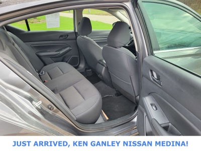 2025 Nissan Altima SV