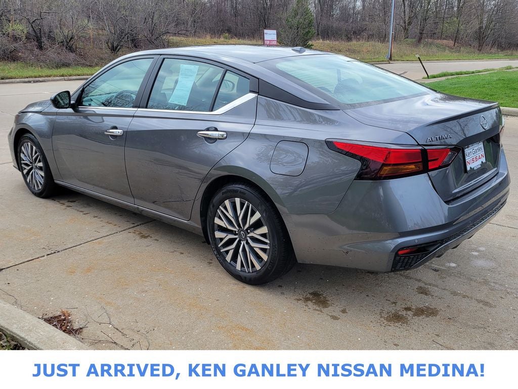 2025 Nissan Altima SV