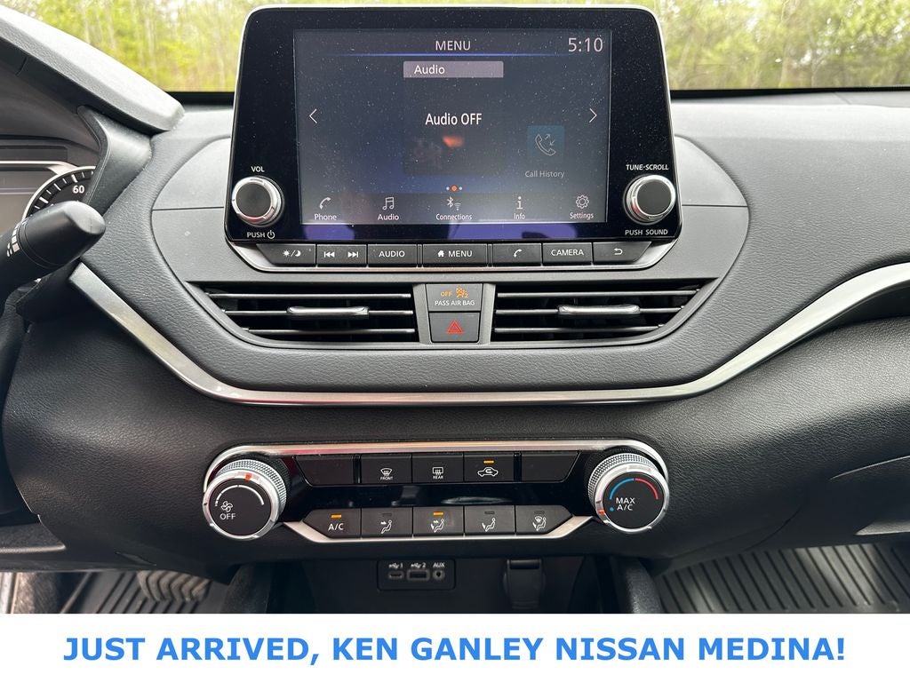 2021 Nissan Altima SV