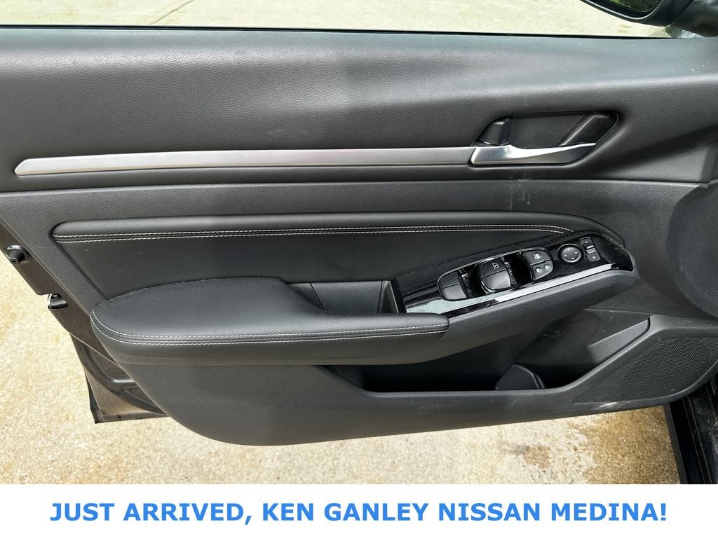 2021 Nissan Altima SV