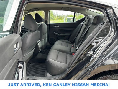 2021 Nissan Altima SV