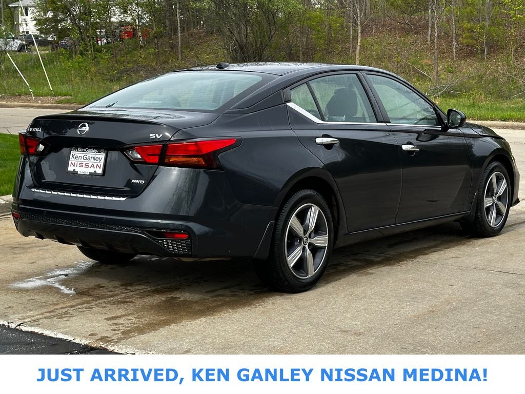 2021 Nissan Altima SV