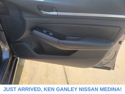2023 Nissan Altima SV