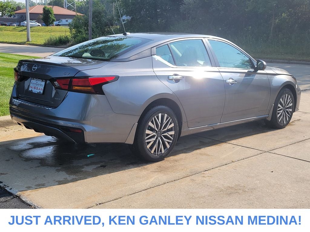 2023 Nissan Altima SV