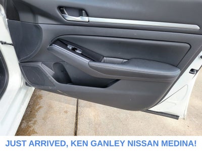 2023 Nissan Altima SV