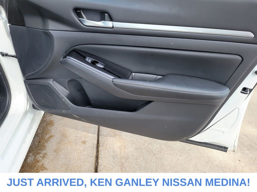 2023 Nissan Altima SV