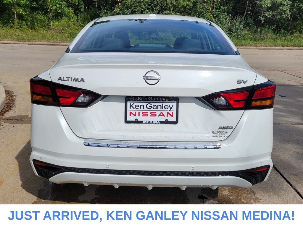 2023 Nissan Altima SV