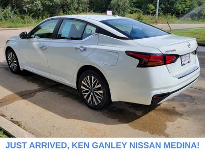 2023 Nissan Altima SV