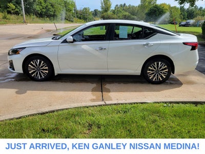 2023 Nissan Altima SV