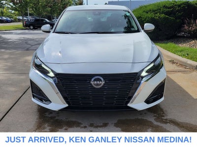 2023 Nissan Altima SV