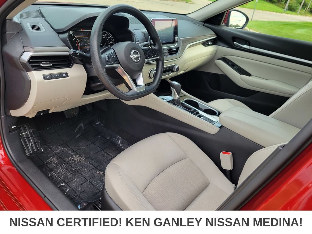 2023 Nissan Altima SV