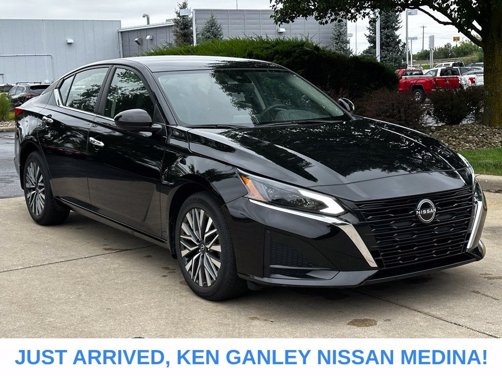 2023 Nissan Altima SV