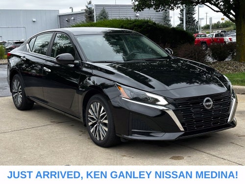 2023 Nissan Altima SV