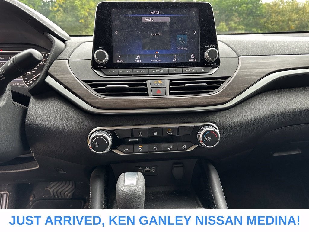 2023 Nissan Altima SV