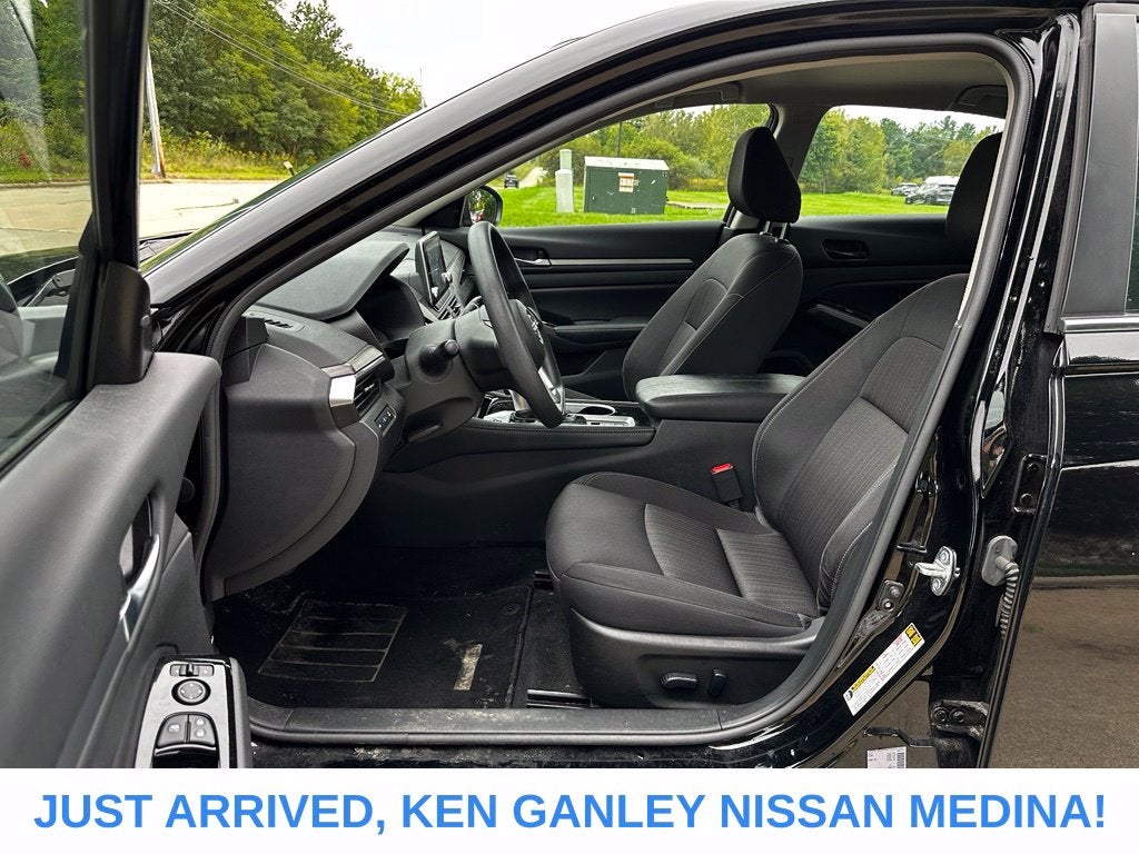 2023 Nissan Altima SV
