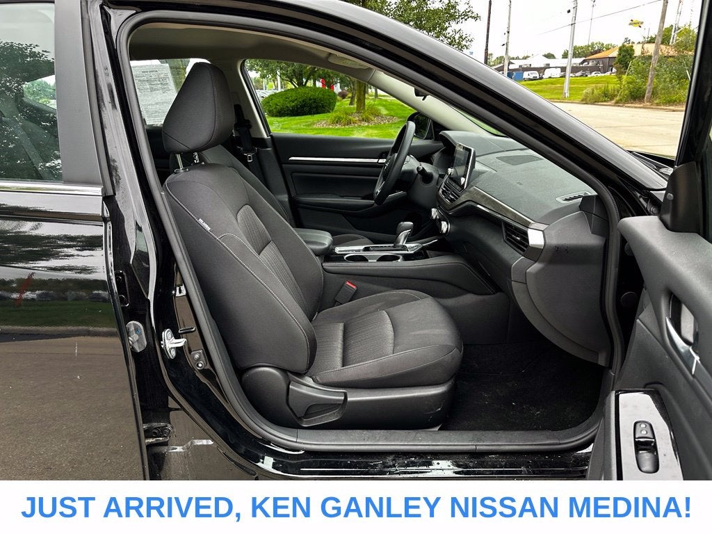 2023 Nissan Altima SV