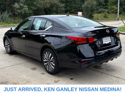 2023 Nissan Altima SV