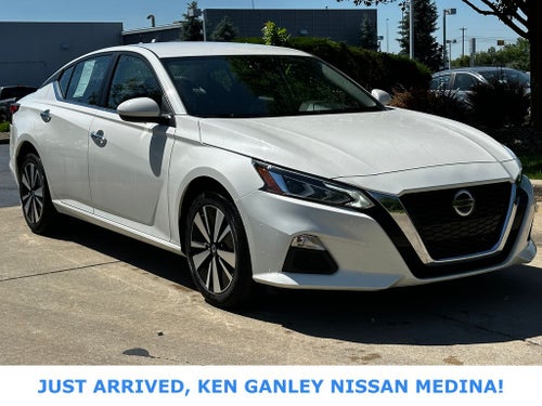 2022 Nissan Altima 2.5 SV