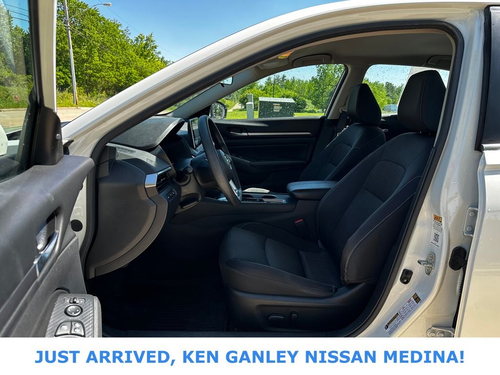 2022 Nissan Altima 2.5 SV