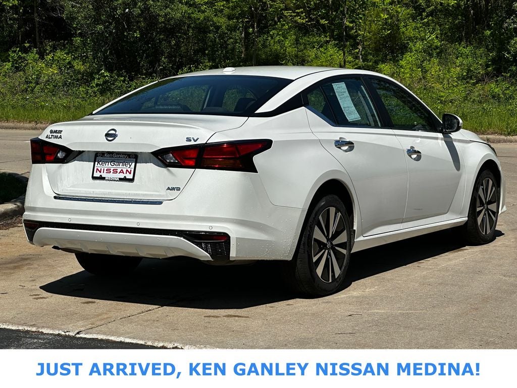 2022 Nissan Altima 2.5 SV