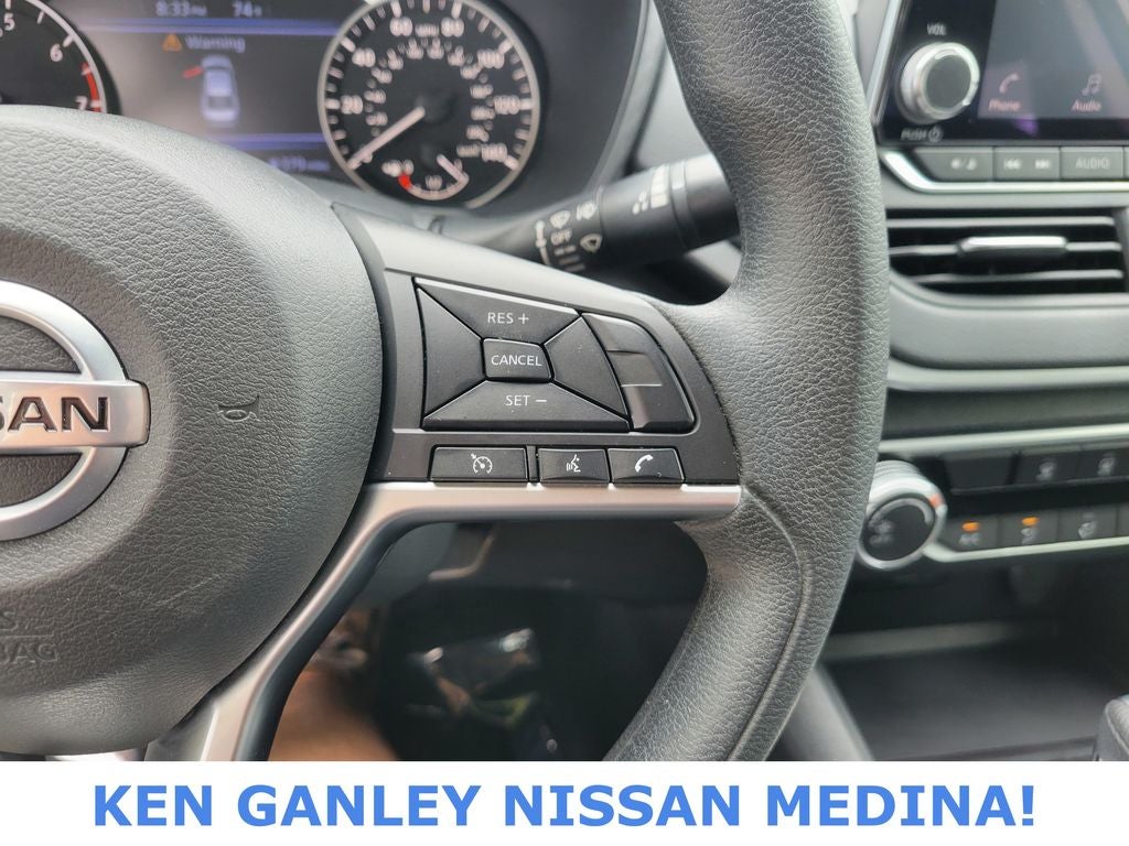 2022 Nissan Altima 2.5 SV